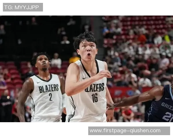 周琦在国际赛场上的成长与挑战：从新星到篮球巨星的蜕变之路